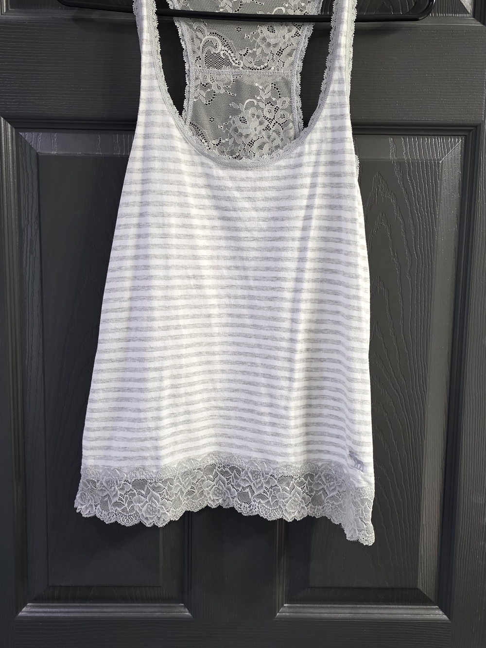 Y2K Abercrombie Striped Tank Top in Light Gray and White With Lace Accents